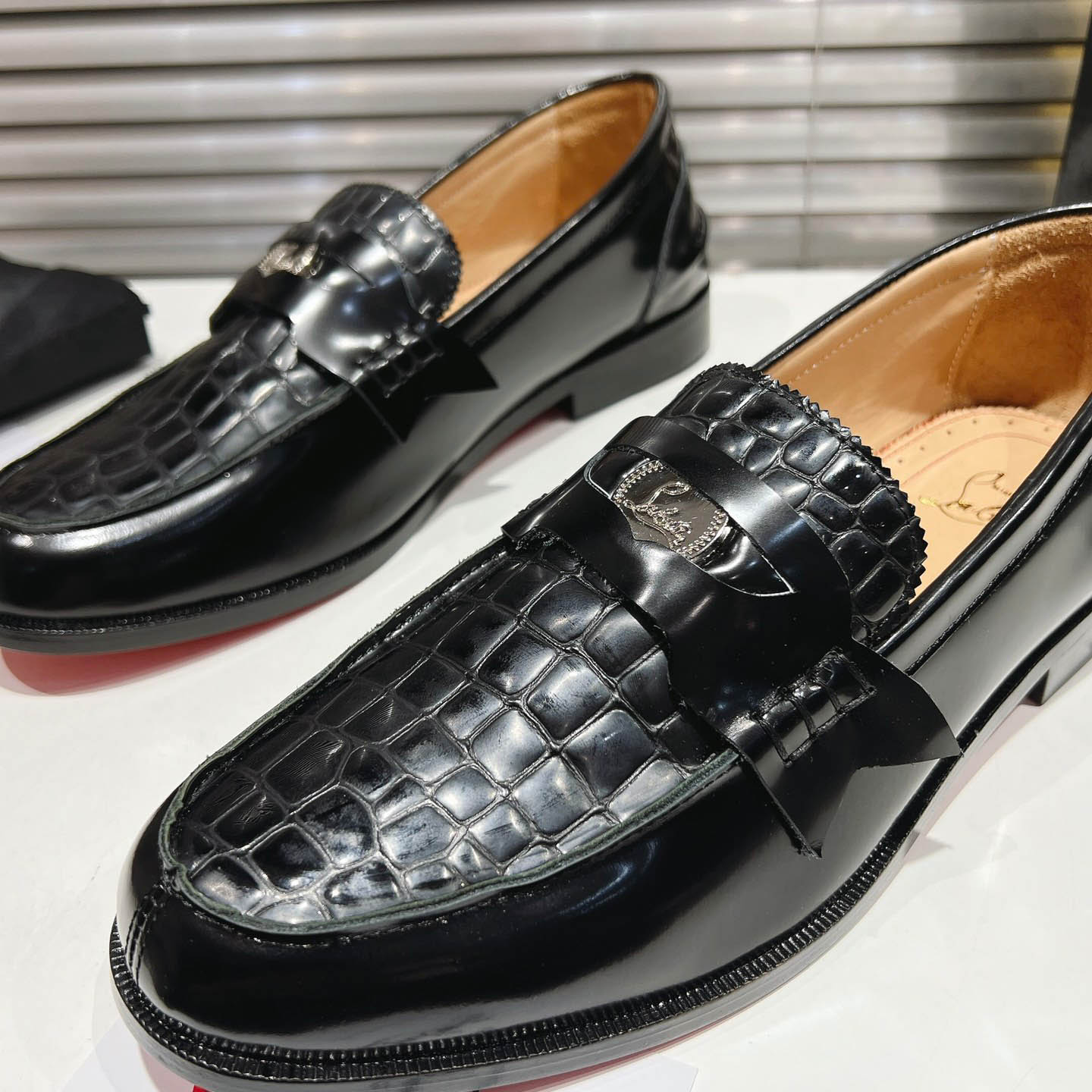 Christian Louboutin Chambelimoc Alligator-Print Embossed Loafers - DesignerGu