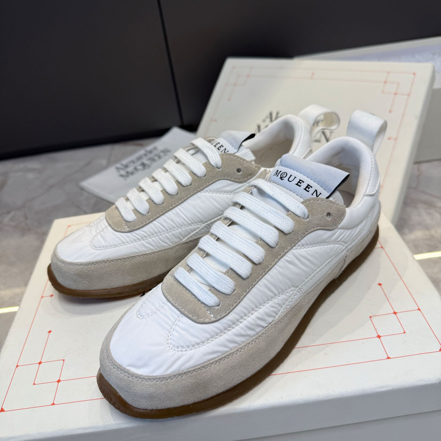 Alexander McQueen EC1 Sneaker In White - DesignerGu