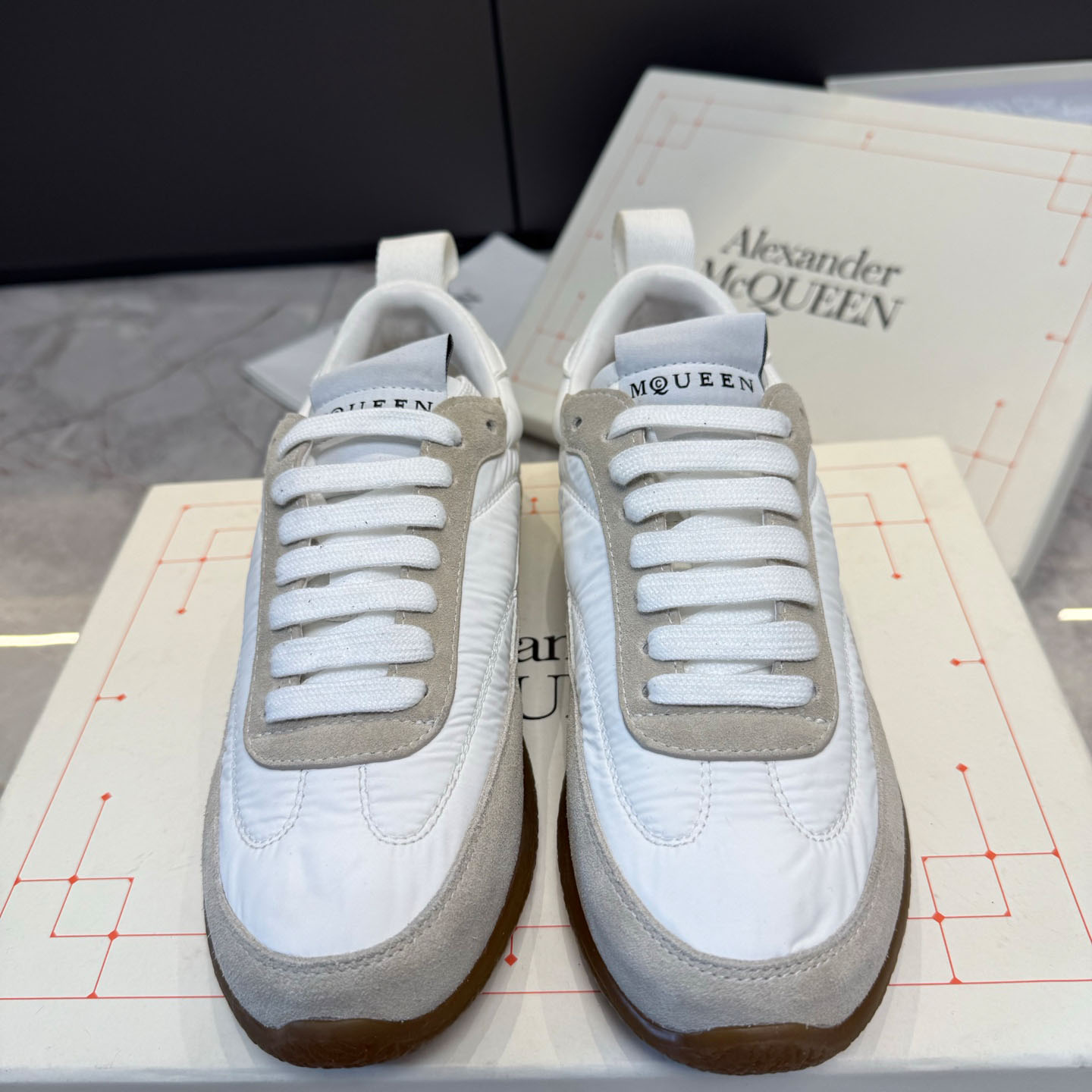 Alexander McQueen EC1 Sneaker In White - DesignerGu