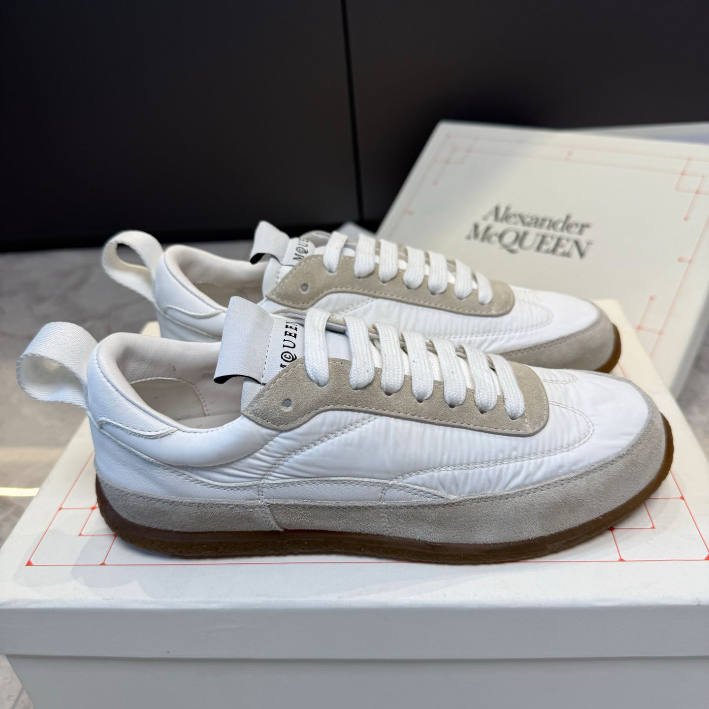 Alexander McQueen EC1 Sneaker In White - DesignerGu