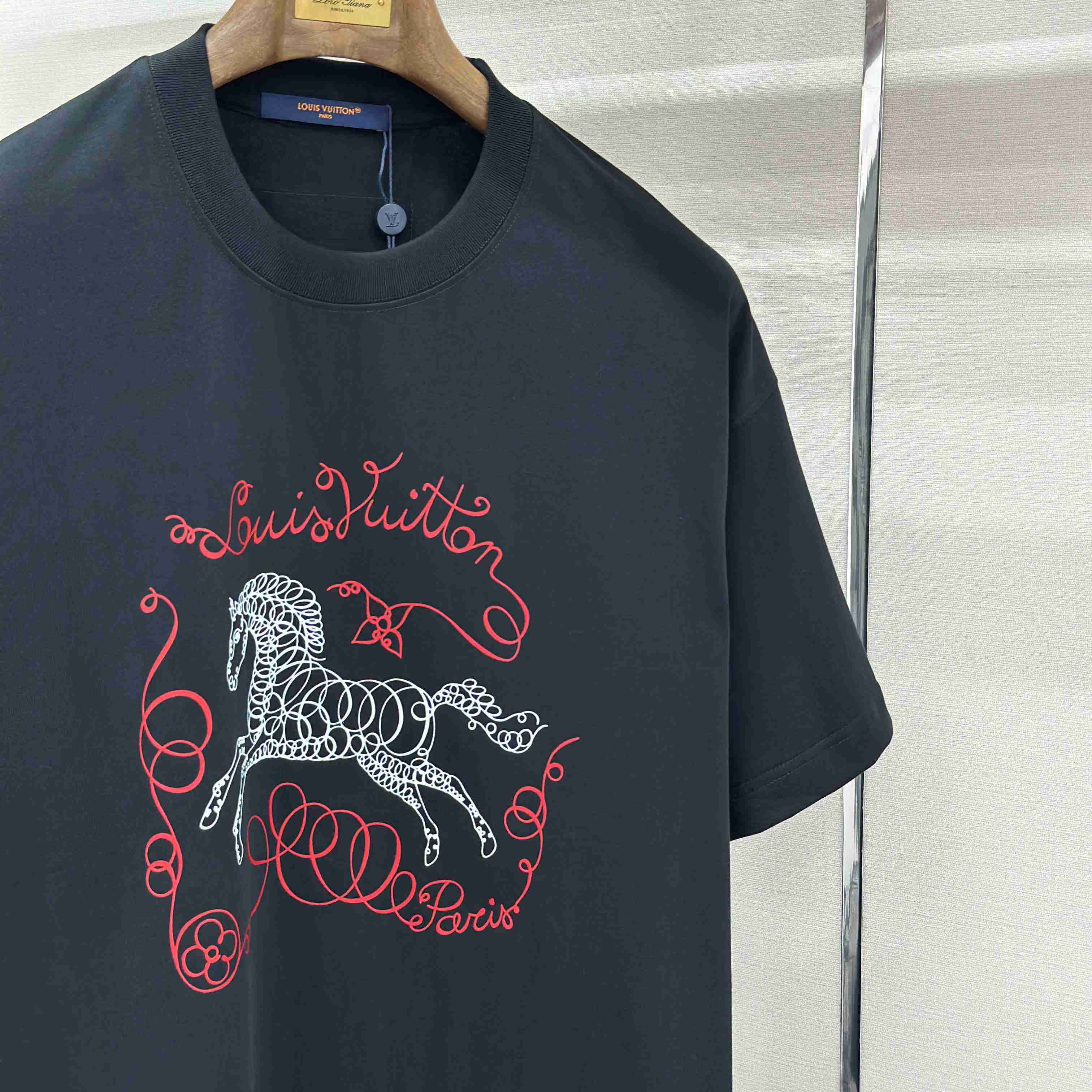 Louis Vuitton Horse Print T-Shirt - DesignerGu