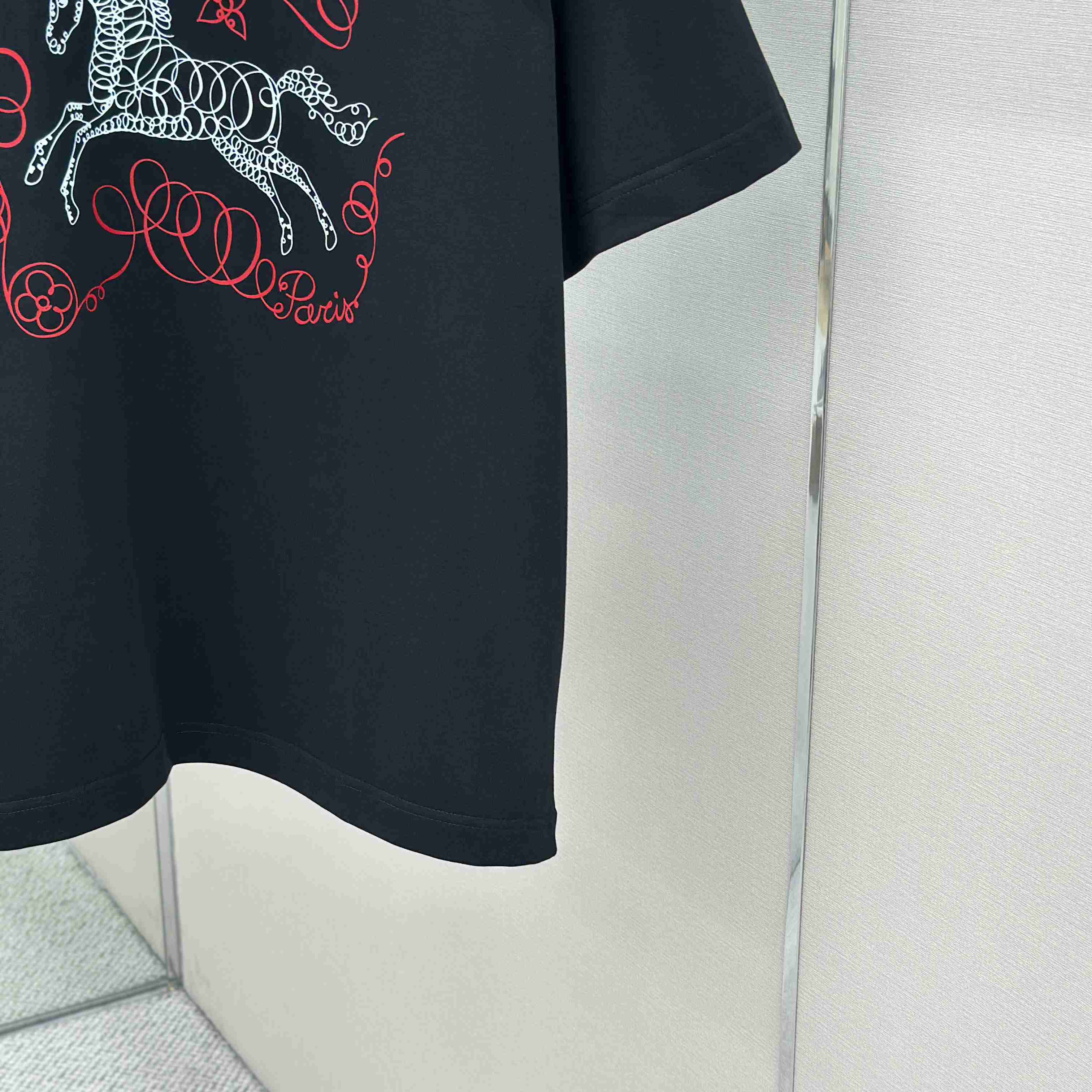 Louis Vuitton Horse Print T-Shirt - DesignerGu