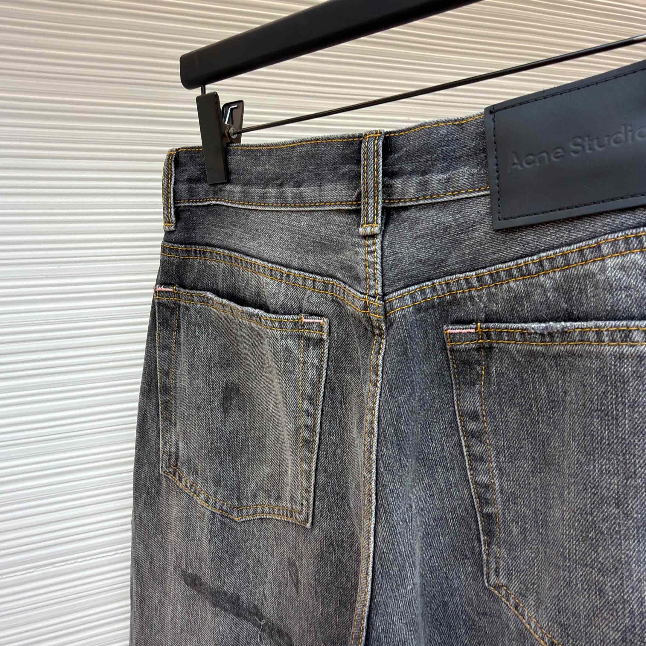 Acne Studios Jeans Loose 2006F - DesignerGu