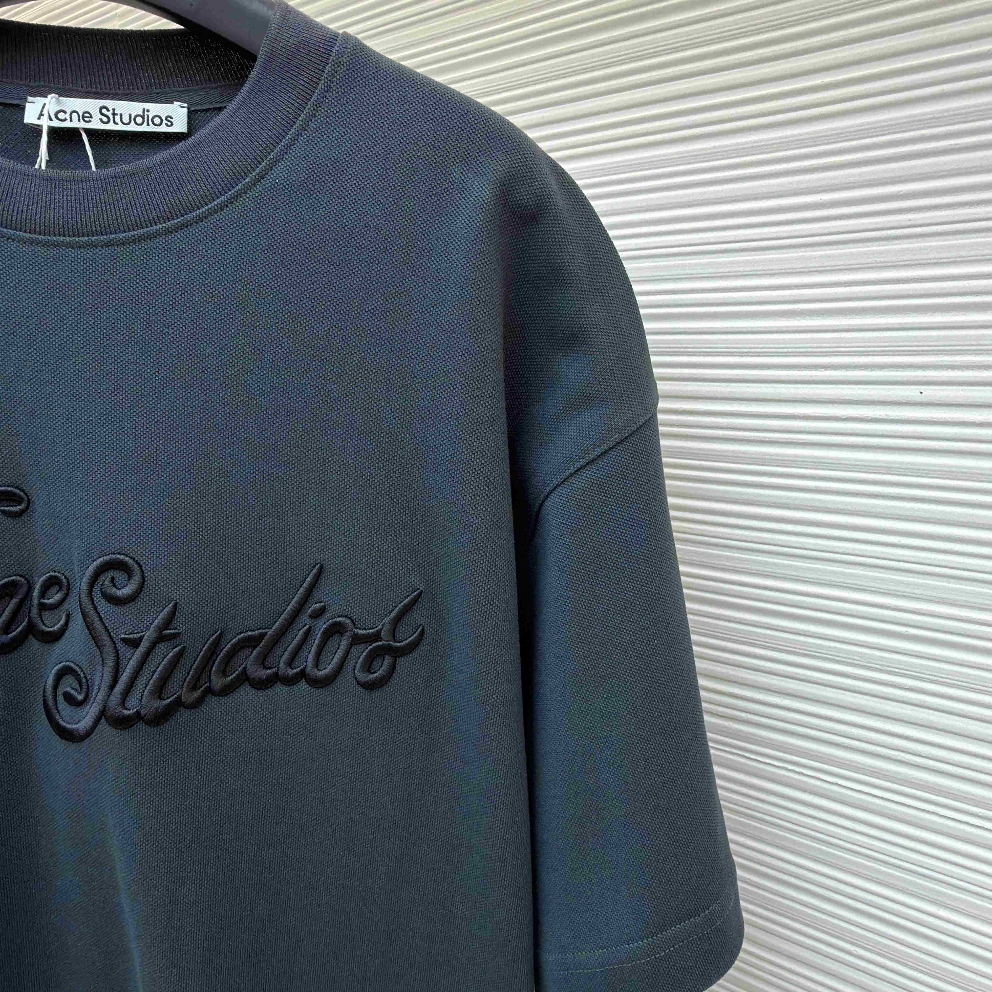 Acne Studios  Embroidered Logo T-shirt - DesignerGu