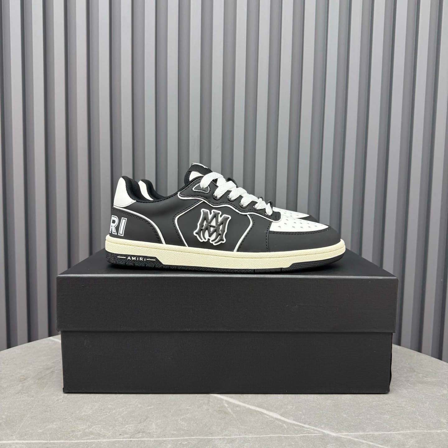 Amiri Black & White Newport Sneakers - DesignerGu