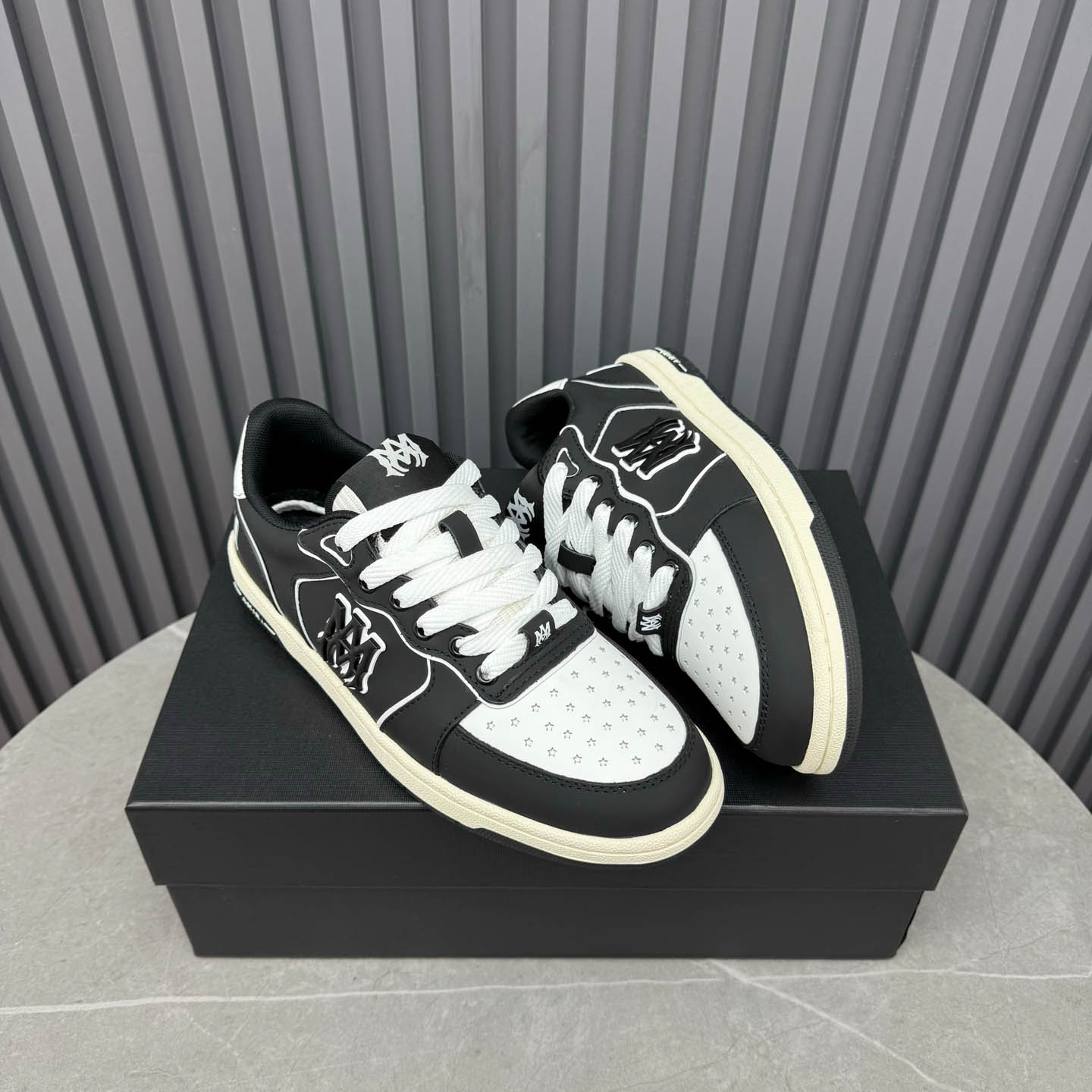 Amiri Black & White Newport Sneakers - DesignerGu