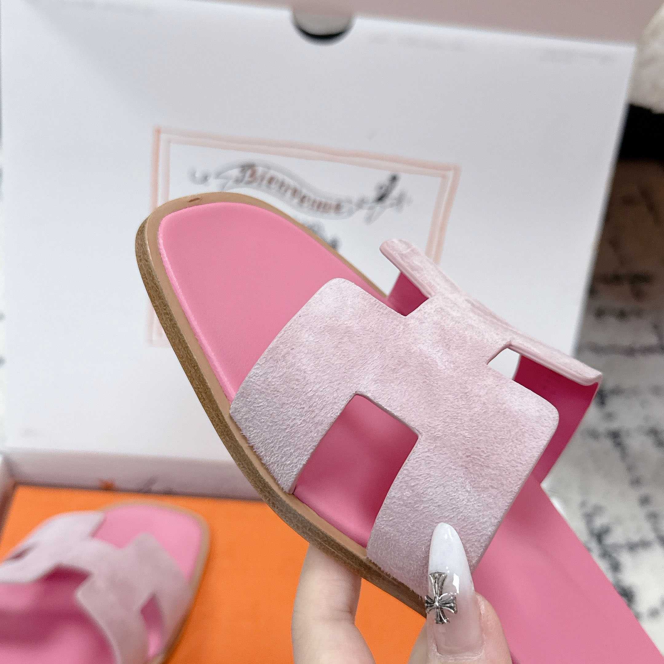 Hermes Oran Sandal - DesignerGu