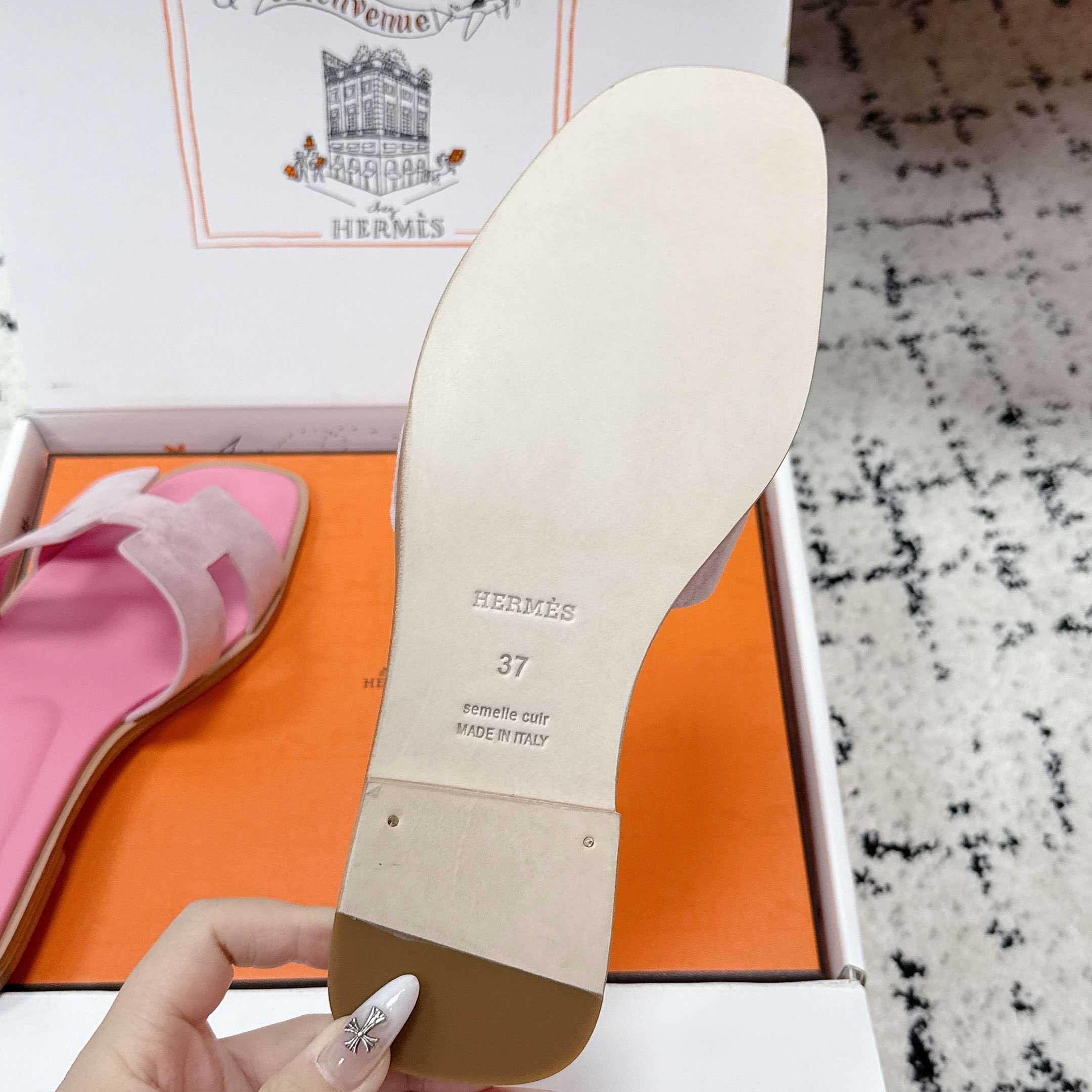 Hermes Oran Sandal - DesignerGu