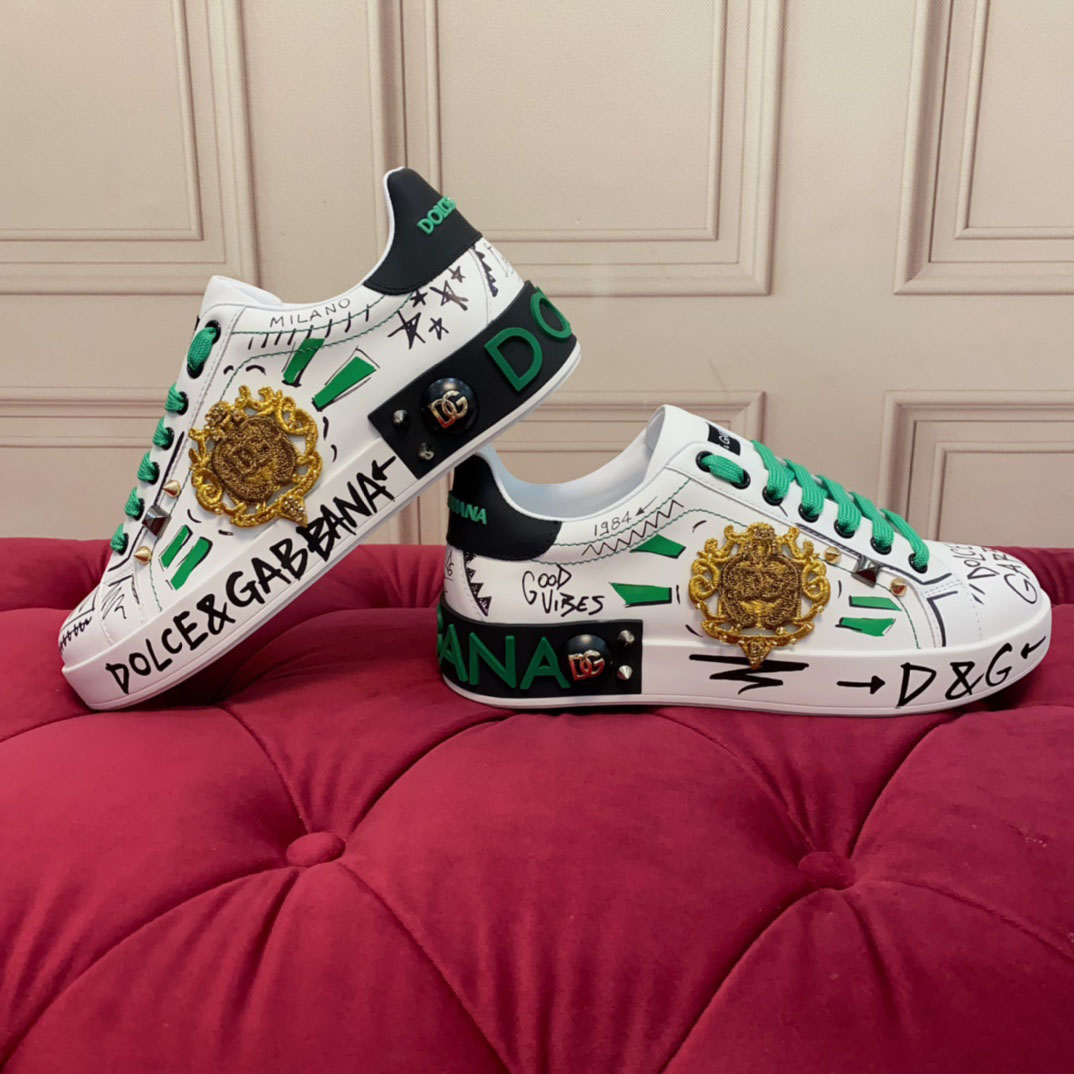 Dolce & Gabbana Logo-Patch Sneakers - DesignerGu