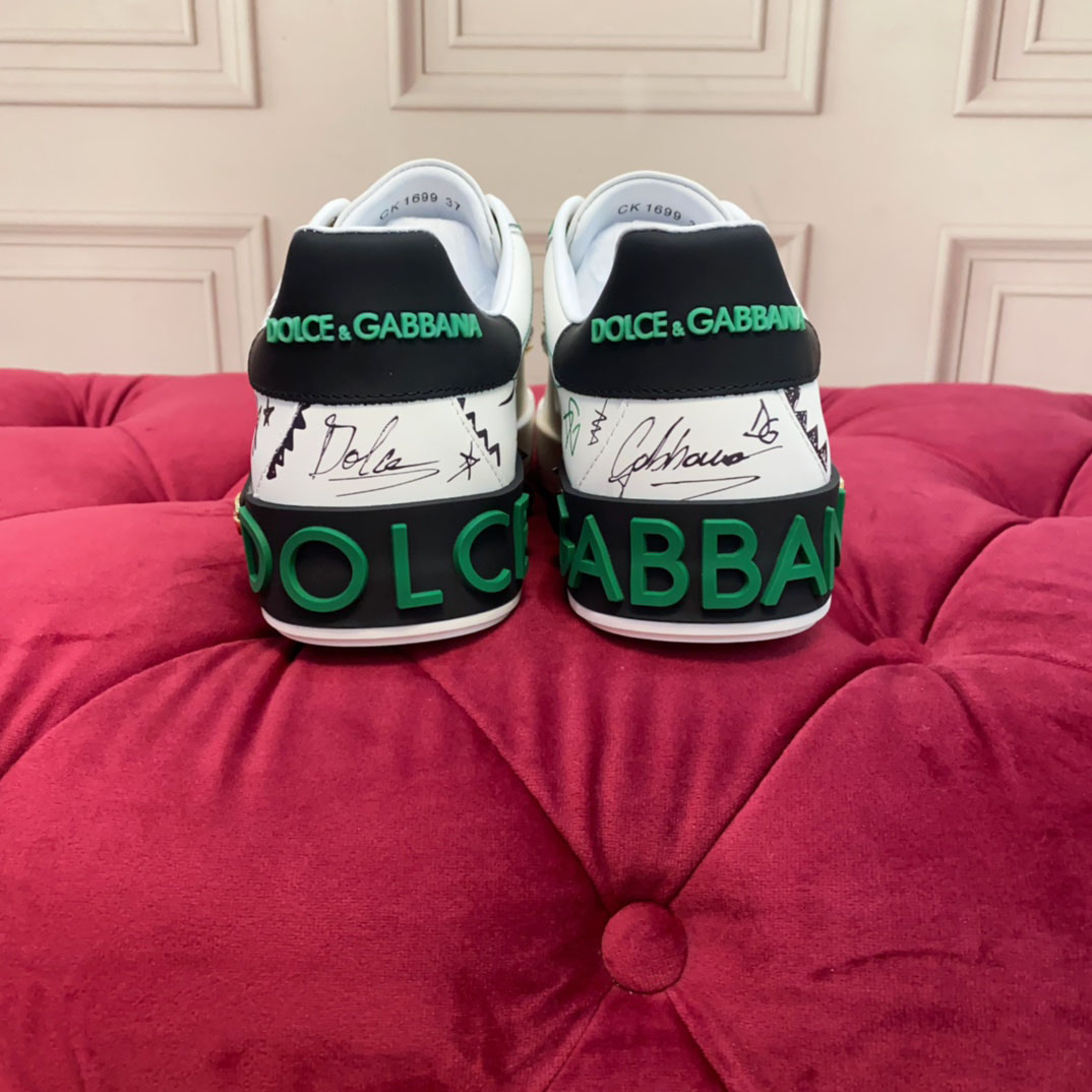 Dolce & Gabbana Logo-Patch Sneakers - DesignerGu