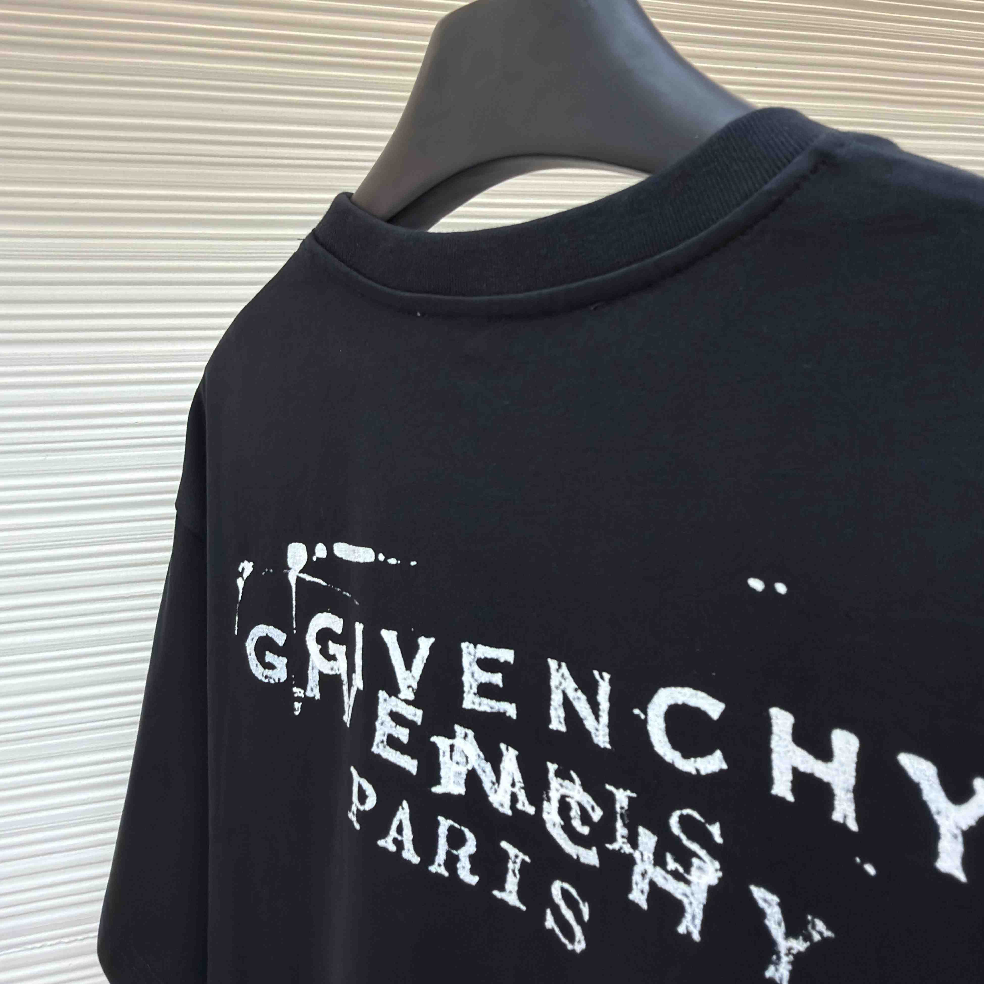 Givenchy Black  Stamp Print T-shirt - DesignerGu