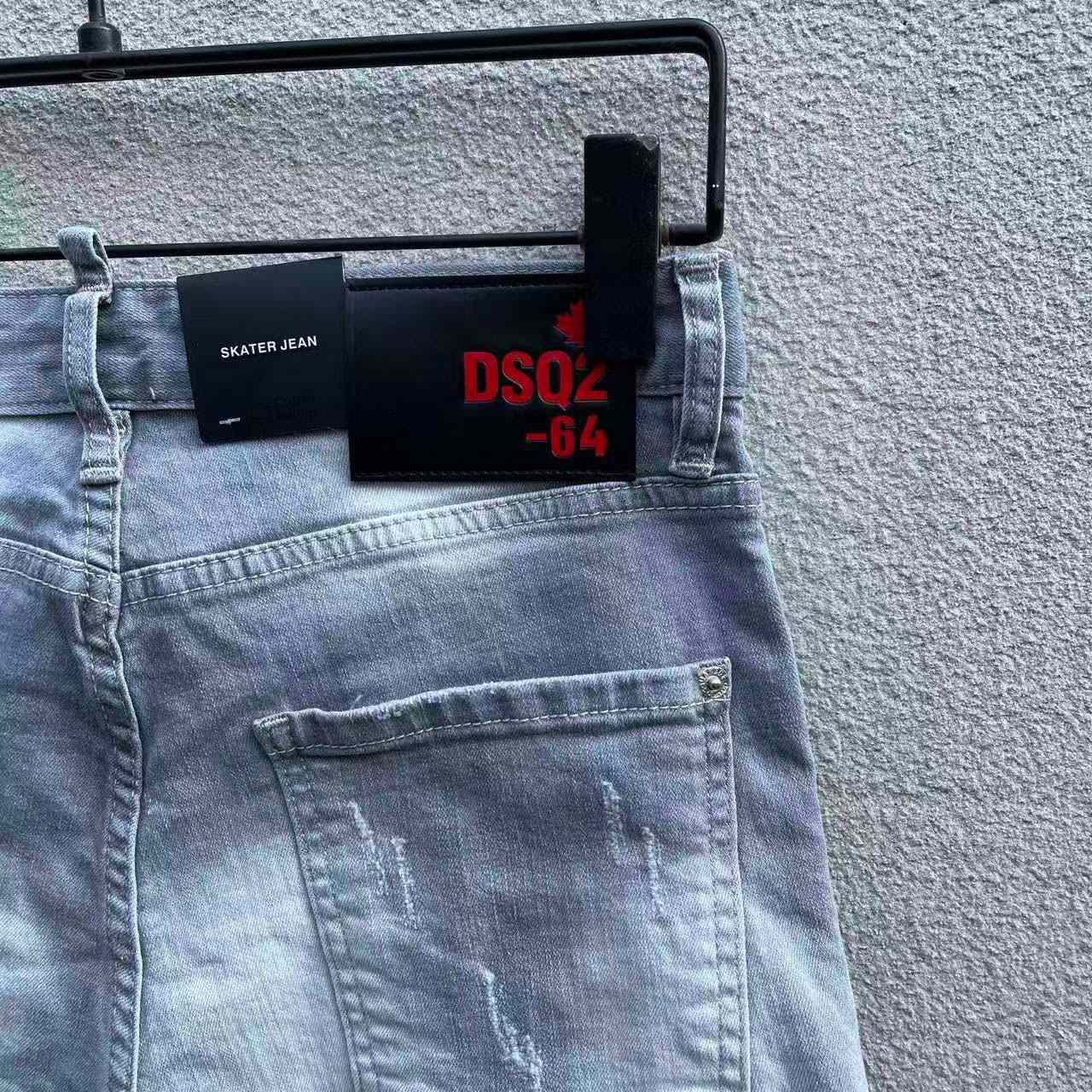 Dsquared2  Denim Shorts  D604 - DesignerGu