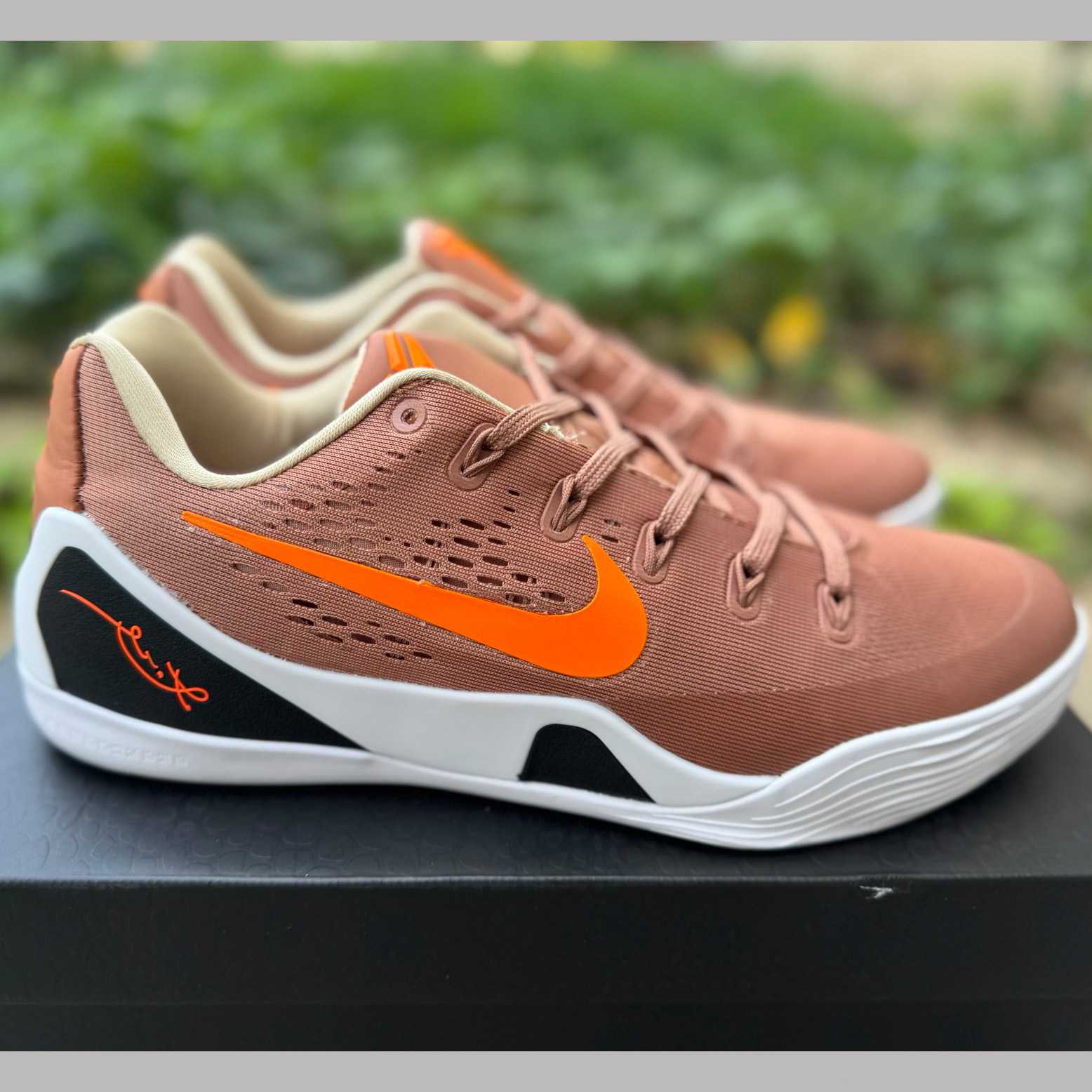 Nike Kobe 9 Elite EM Protro WNBA  IM6119-800 - DesignerGu