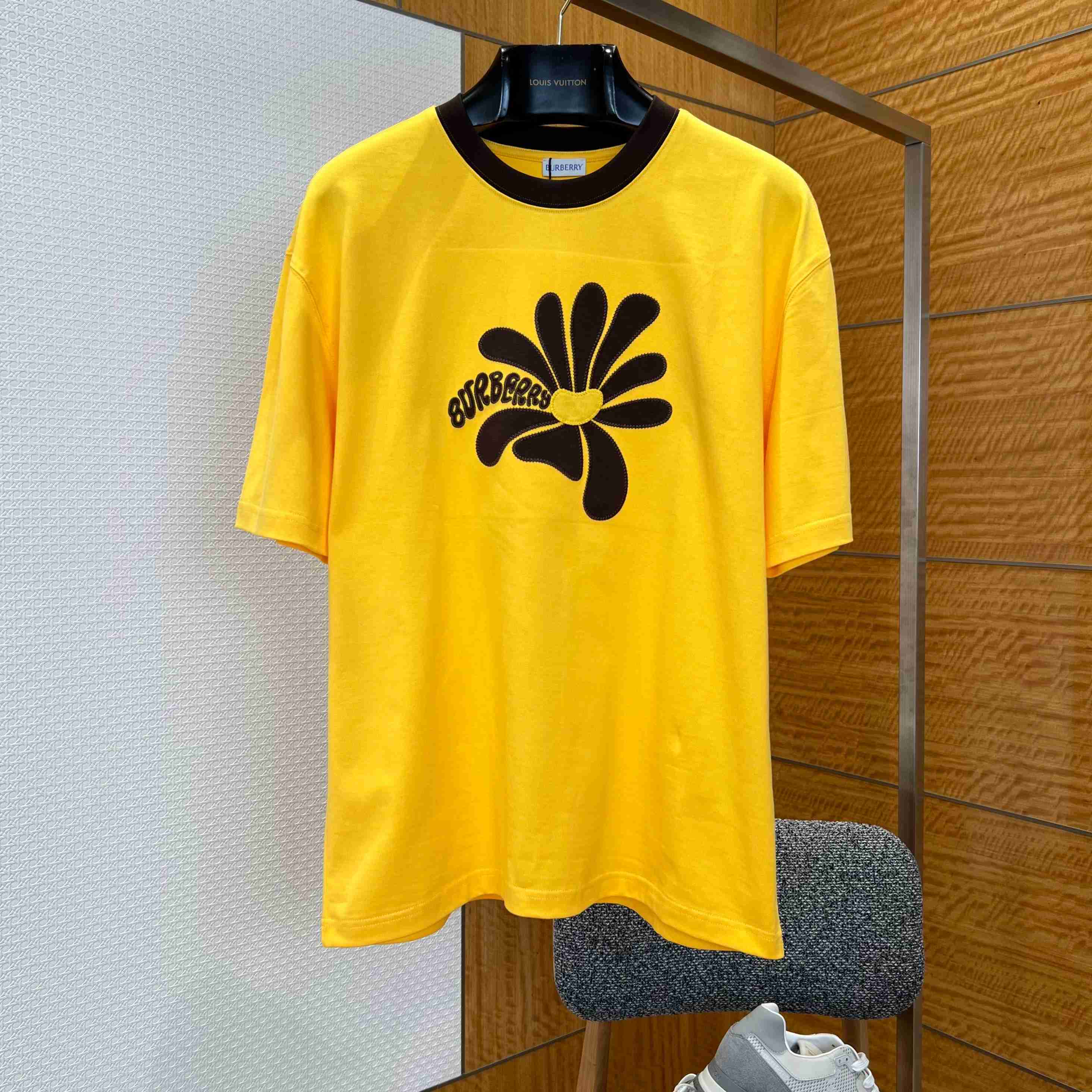 Burberry Daisy Cotton T-shirt - DesignerGu