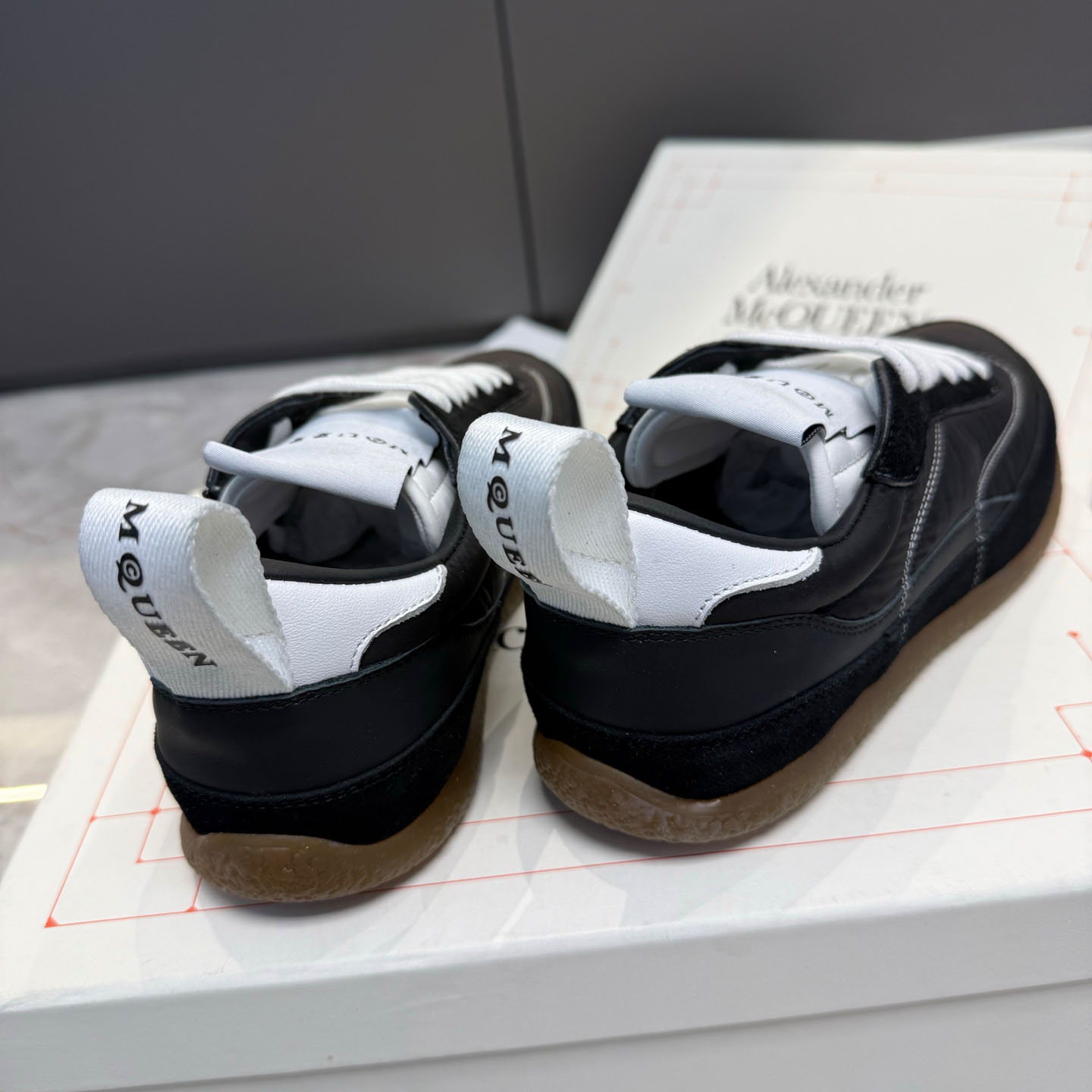 Alexander McQueen  EC1 Sneaker In Black - DesignerGu