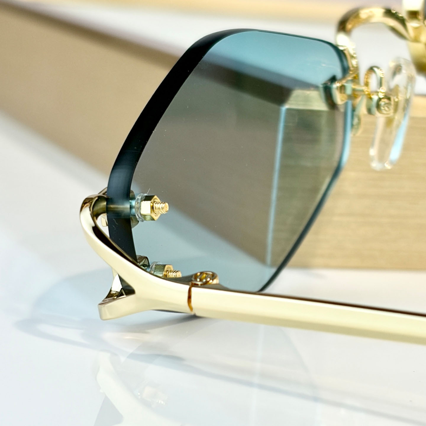 Cartier Panthère de Cartier Sunglasses   CT8100359 - DesignerGu