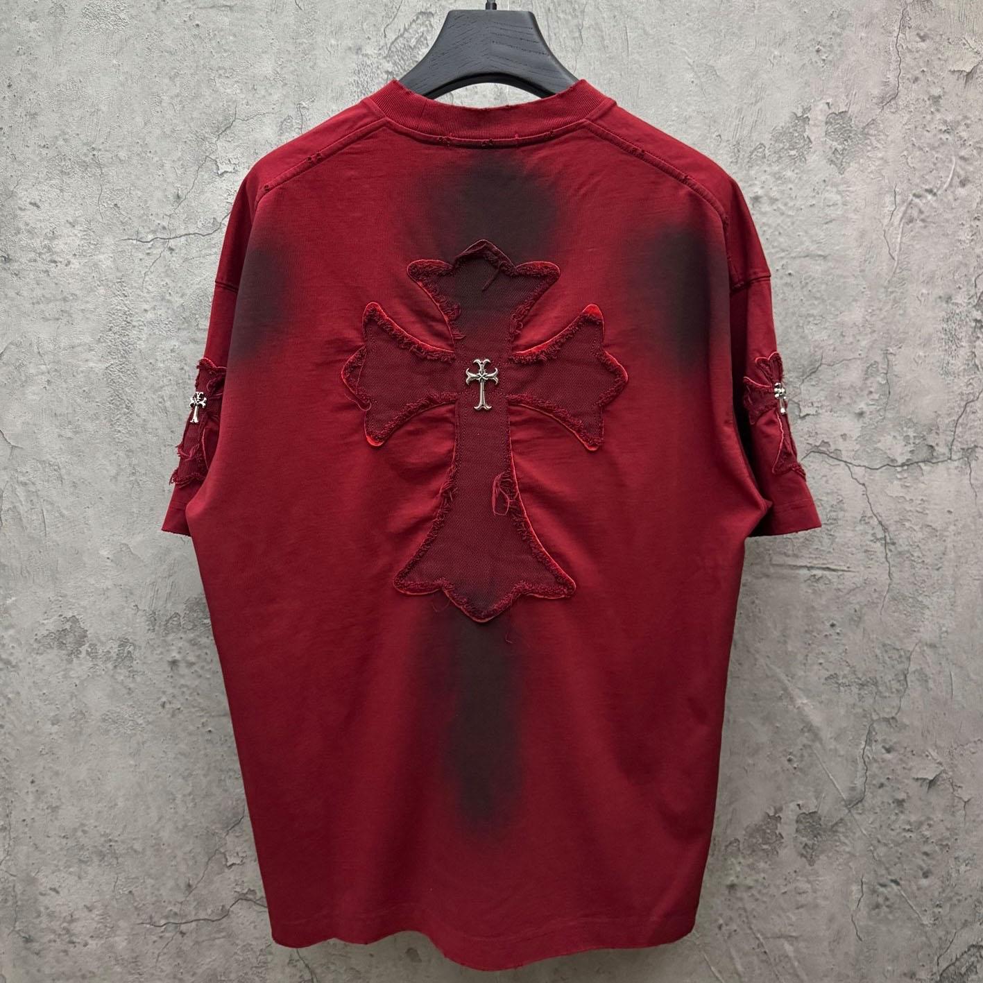 Chrome Hearts Red Hand-Embroidered Distressed Cross  Crewneck Tee - DesignerGu