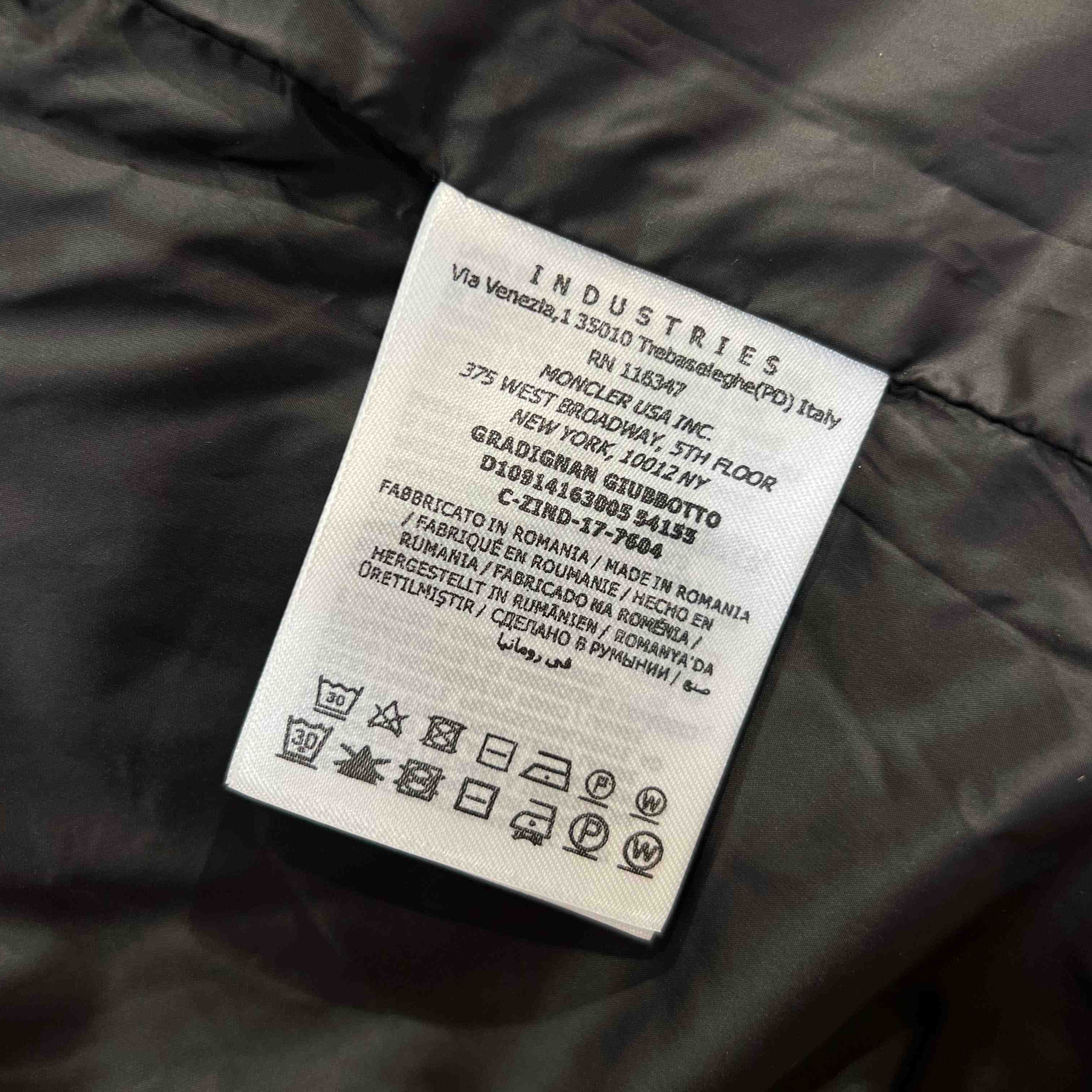 Moncler Nire Rain Jacket - DesignerGu