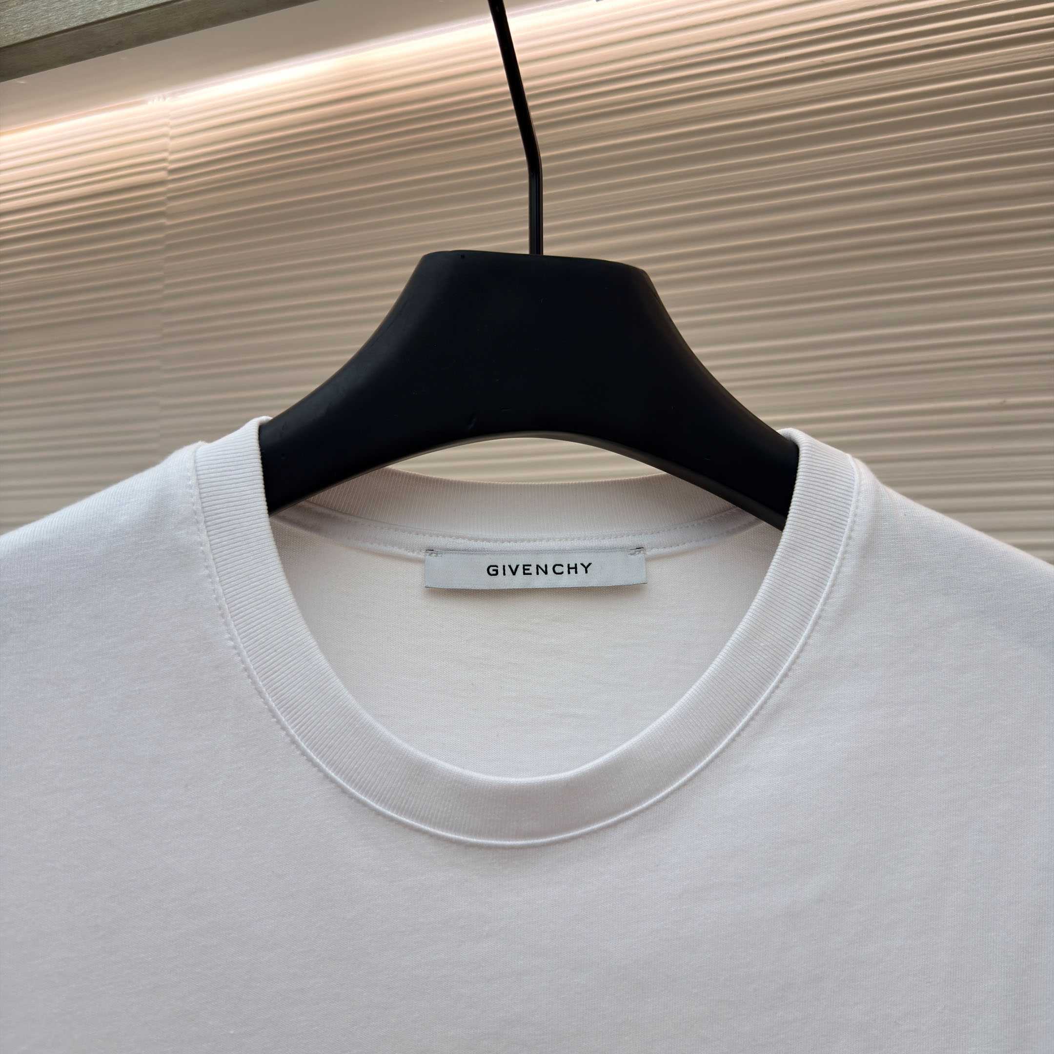 Givenchy White  Stamp Print T-shirt - DesignerGu