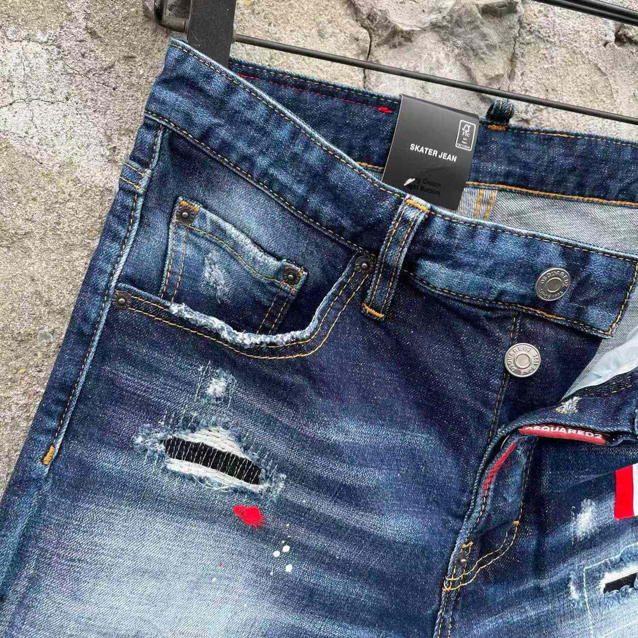 Dsquared2  Denim Shorts  D611 - DesignerGu