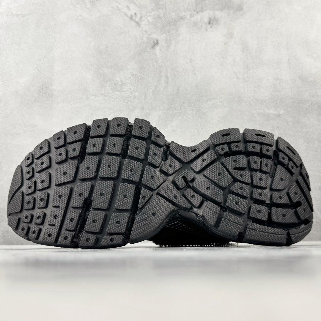 Balenciaga 3xl Sneaker With Charms In Black/Silver - DesignerGu