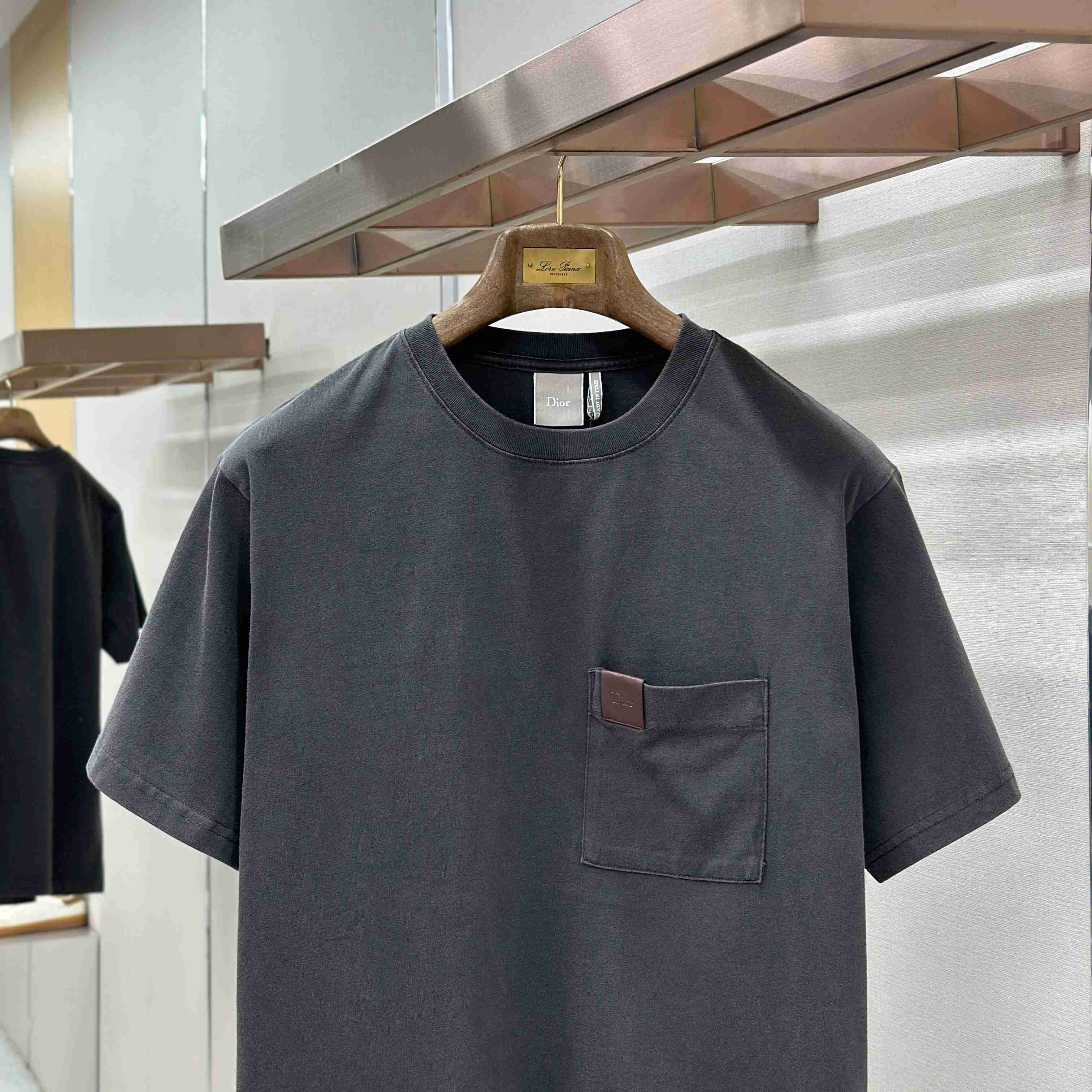 Dior T-Shirt With Pocket - DesignerGu